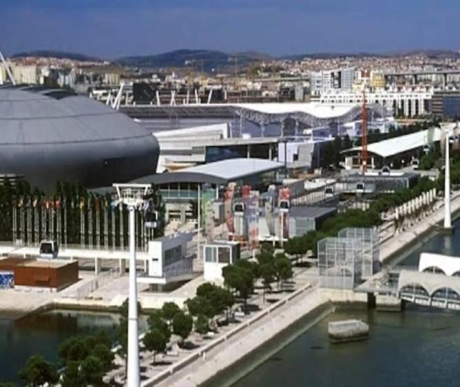 Parque Das Nacoes, Near Airport, Metro Station Lisbona Esterno foto
