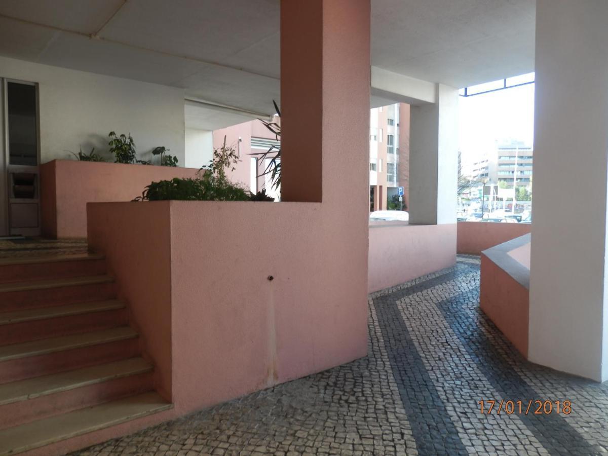Parque Das Nacoes, Near Airport, Metro Station Lisbona Esterno foto